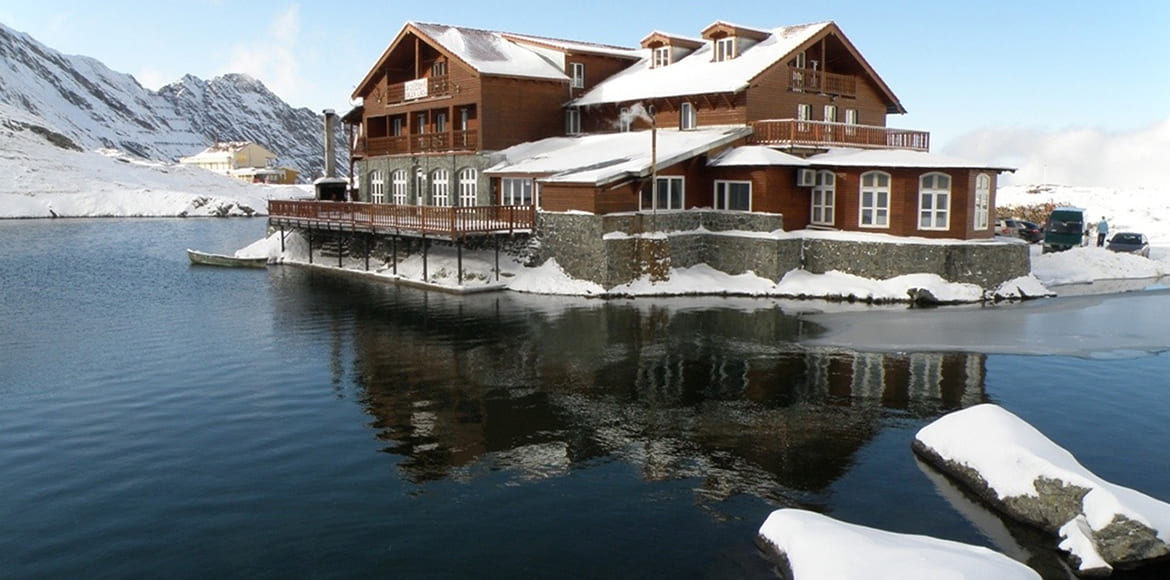Cabana Bâlea Lac