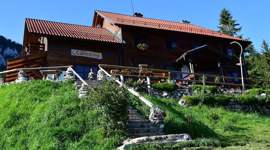 Cabana Curmătura